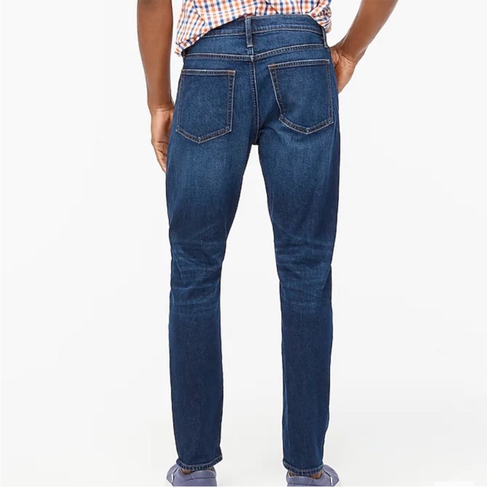 J Crew Slim-Fit Jean in Signature Flex 33x32 Dark Wash